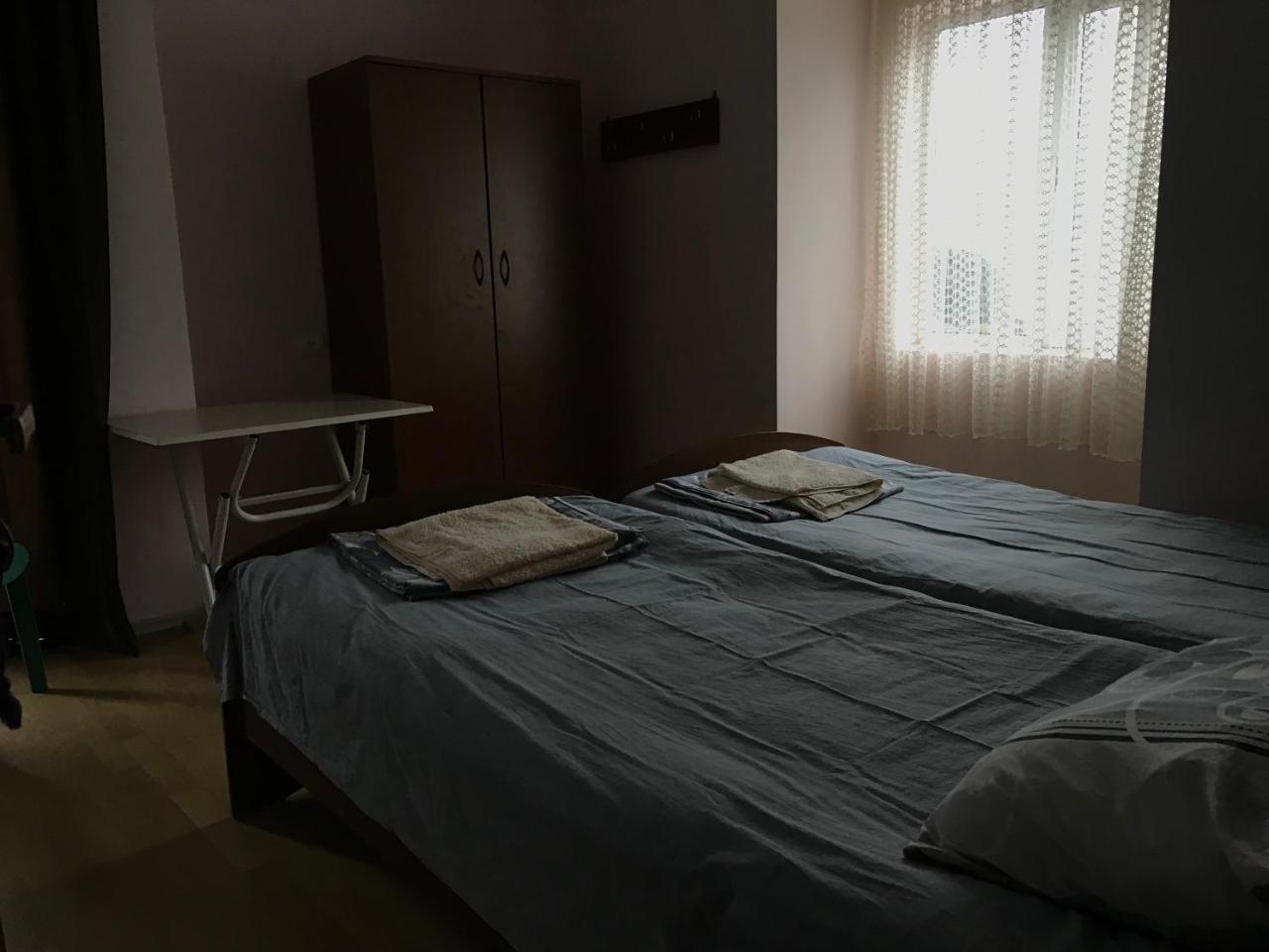 Temo's Guesthouse Sarpi Eksteriør billede
